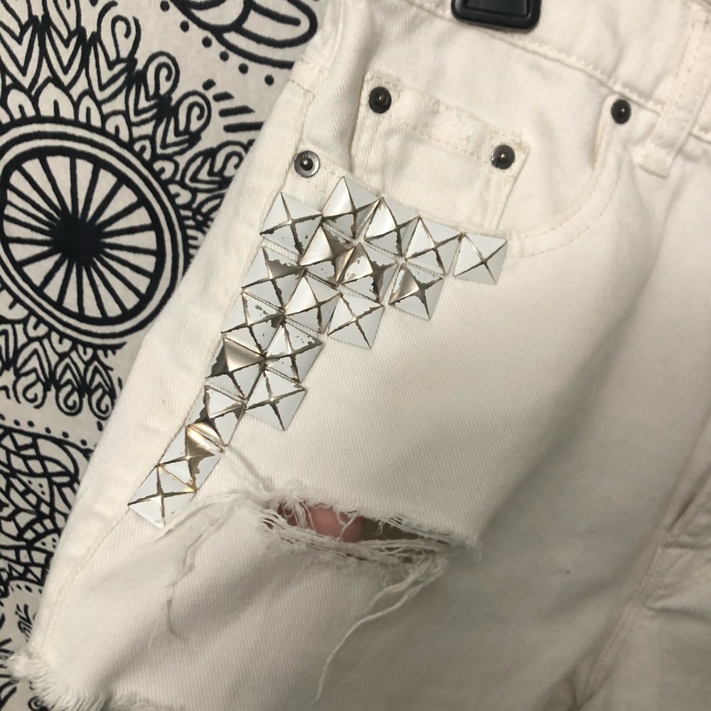 White high rise bdg shorts
